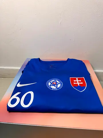 Nike Fotball Jersey Slovakia 🇸🇰 2016 -  2017 original size Large original