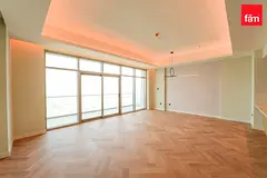 Modern Living | Large Layout | Chiller Free