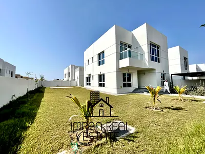 Luxury Huge Size 4BR Like New Villa with Air purifying System