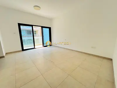 Spacious 4br| Unfurnished | Ready to Move