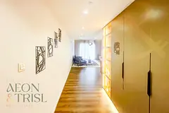 Fully furnished l Vacant l Upgraded l Exclusive