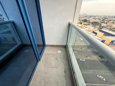 للإيجار – غرفة وصالة سوبر ديلوكس في مشيرف  فرصة مميزة للسكن في موقع حيوي وقريب من أهم الخدمات، مع مساحة كبيرة جدًا وتشطيبات فاخرة.