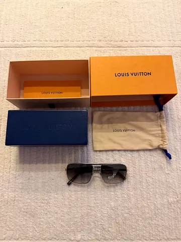 Genuine Louis Vuitton Attitude Sunglasses with Original Packaging