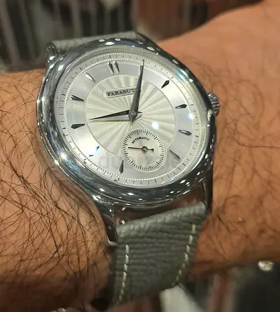 Elegant Mens Automatic Watch with Grey Strap