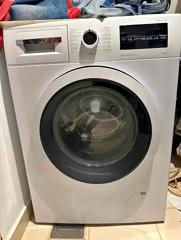 Free delivery Bosch Series 4 Washing Machine 8 kg capacity 1400 rpm like new condition