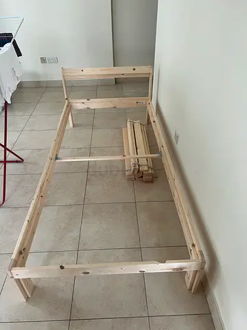 Brand new wooden bed 90cm x 200cm with slats