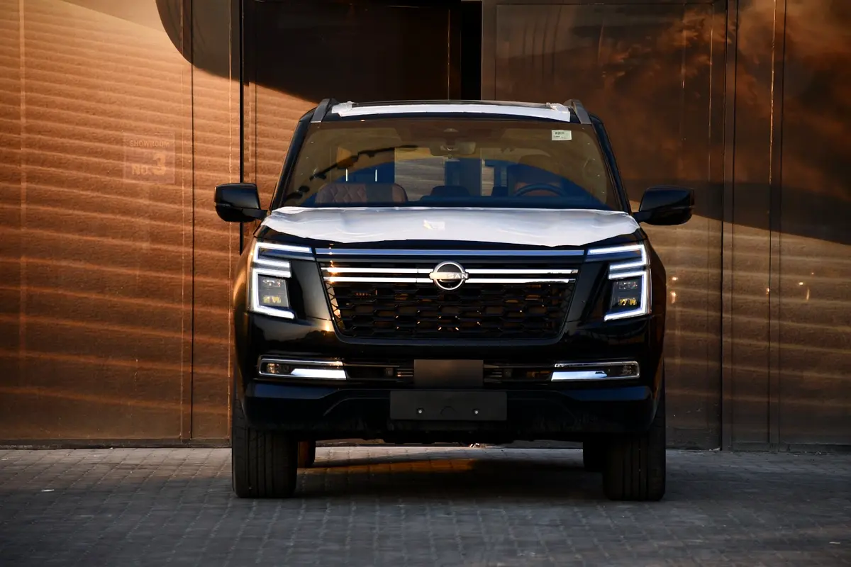 Nissan Patrol 2025 — photo 1 of 19