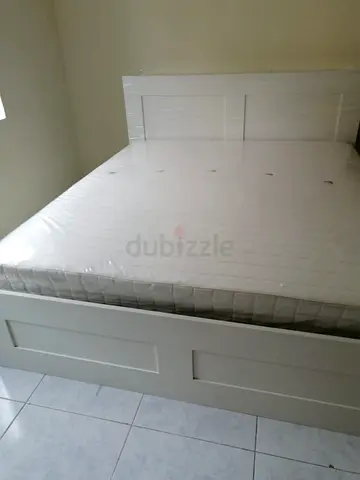 IKEA brimness king size bed with headboard+ 4 big storage drawers underneath with IKEA mattress