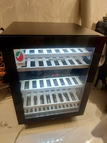 Vestfrost Freestanding or Built-in Dual Zone Temperature 44 Bottles Capacity Wine Cooler Black Editi