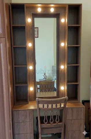 Modern Dressing Table with LED Lights