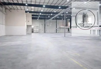 للإيجار: مجمع صناعي متكامل في أم القيوين - كهرباء 550KW - مساحة 32,500 قدم