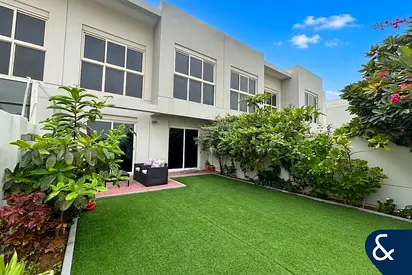 Single Row | Available Mid April | Furnished