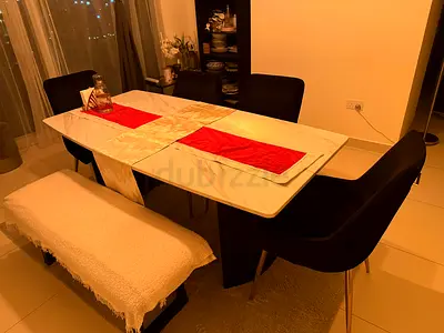 Modern Dining Table with Stylish Chairs