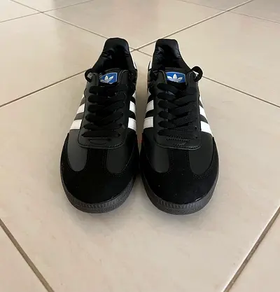 Adidas Samba Shoes / Black  White / Brand New