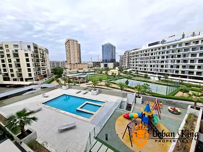 شقة بغرفتي نوم | مناظر متعددة | دخول الشرفة والمسبح