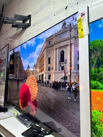 Samsung 75 inch QN800C 8k for sale same like new