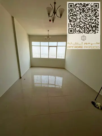 شقة للإيجار السنوي – مدينة الإمارات، جلف تاور – عجمان باركنج داخلي غرفتين وصالة 2 حمام خارجي بلكونة تكييف مركزي تقسيم جيد ومساحة مريحة الدفع: 4 إلى 6