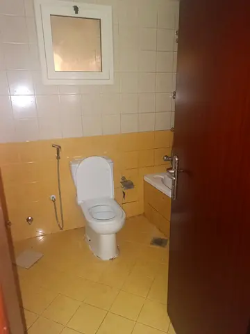 2BHK FOR FAMILY IN BUR DUBAI