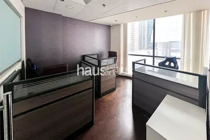 Near the Metro | Vacant | Furnished