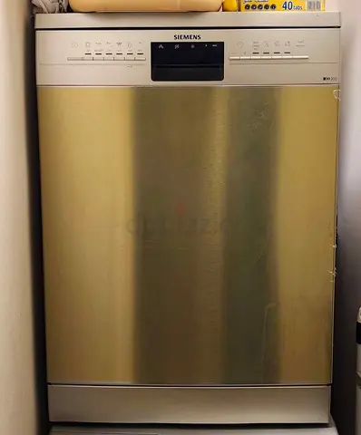 Siemens dishwasher three rack German made iq300 model