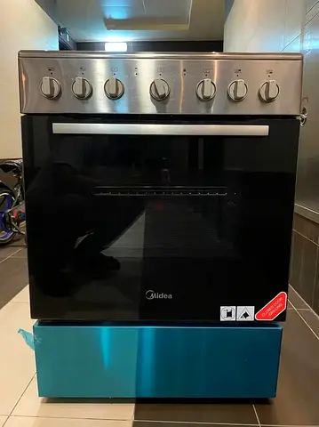 Midea 5-Burner Gas Cooker with Oven