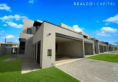 3BR Townhouse for Sale | Internal Unit | Big Plot | Private Garden