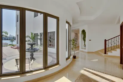 Maison Privee - 5* Villa w/ Private Pool/Beach on Palm Jumeirah
