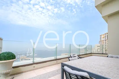 Luxurious Unit | Large Balcony | Sea Views