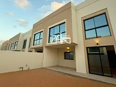 Spacious 3BR Townhouse | Ready To Move| 2 Payments