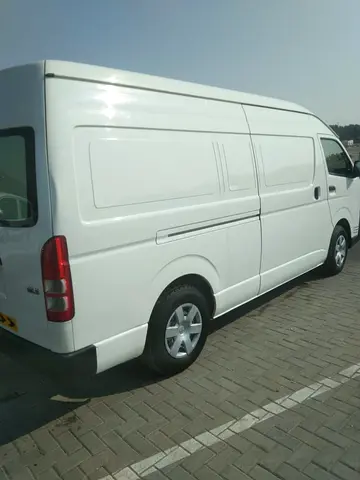2016 Toyota HIACE 照片 5
