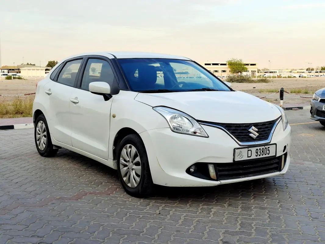 Suzuki Baleno 2019 — photo 1 of 12