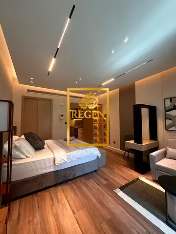 Vacant | Fully Furnished And Upgraded