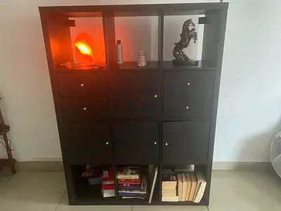 Bookshelf with drawas