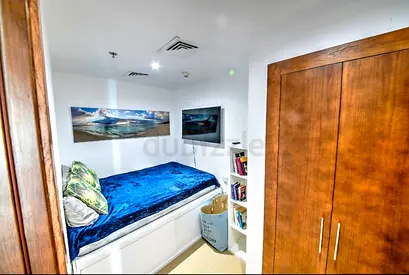 Small room in a Luxury penthouse - Marina