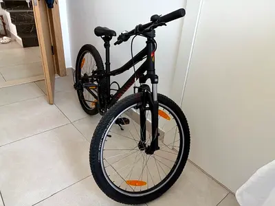 Specialized Mountain Bike 20 inch Frame