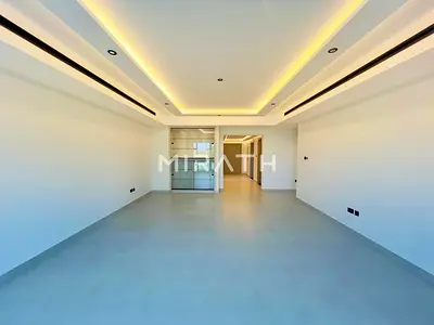 Fully Upgraded Villa | Swimming pool | Gym