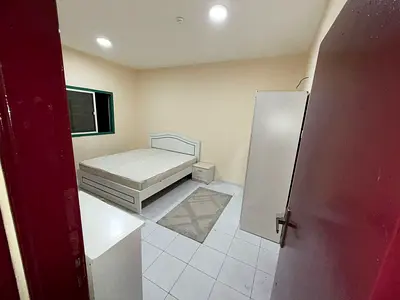Master Room For Working Couple In 2500(including sewa wifi)On Monthly Basis