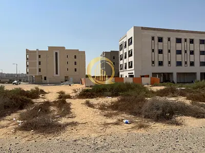فرصة (254) للبيع ارض زاوية في مدينه تلال مقابل مشروع مسار  بمساحة بناء / 5382 قدم مربع
