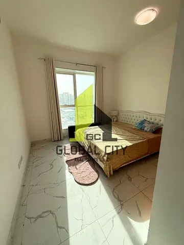 GOOD OPPERTUNITY , 2bhk available for sale in oasis tower