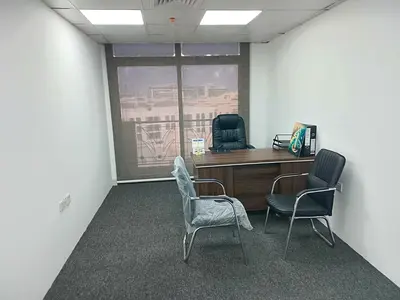Furnished Office | 350-400 Sqft | FREE DEWA + Coffee/Tea | AED 50K/Yr