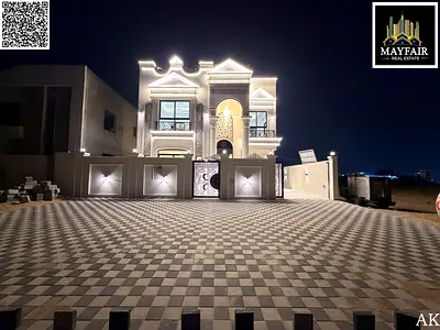 The villa features an elegant classic design with an ideal layout of rooms and lounges, as well as a central air conditioning system that ensures a co