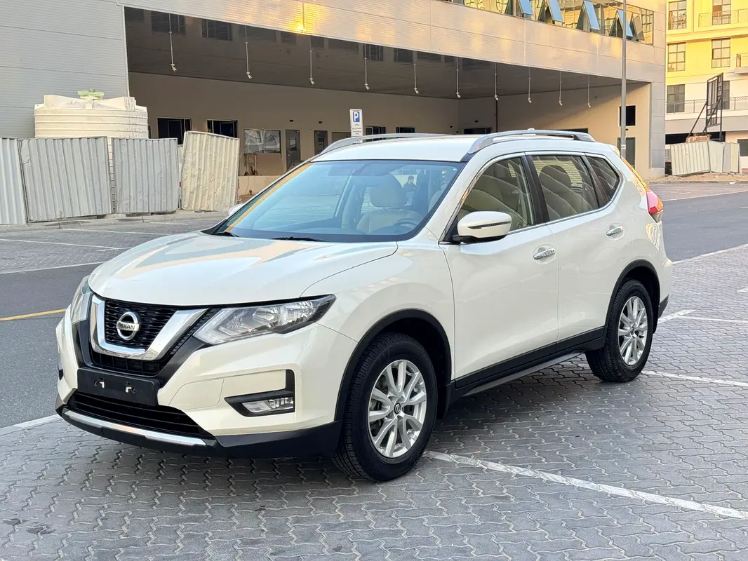 Nissan X-Trail 2020 — photo 1 of 15