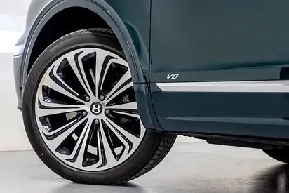 2021 Bentley BENTAYGA — миниатюра 5