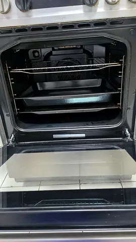 Ceramic cooker for Sale - Good Condition.  60x60cm