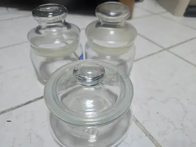 Jars container