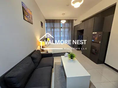 Furnished studio I With balcony I Ready to move