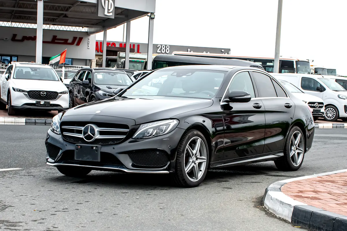 Mercedes-Benz C-Class 2016 — photo 1 of 19