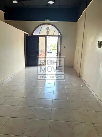 SHOP FOR RENT | AVAILABLE IN SPAIN CLUSTER | CLOSE TO MAIN ROADS