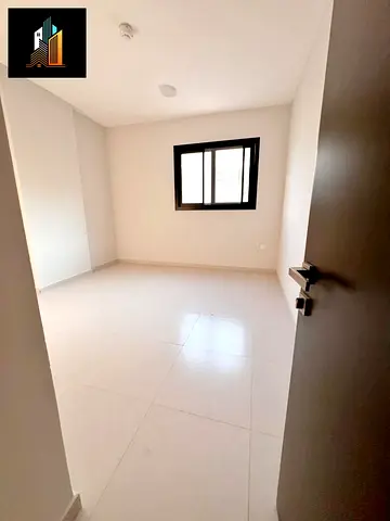 ABU SHAGARA 2BHK APPARMENT NEAR BY PARK NEW BUILDING GOOD OFFER RENT ONLY 46K