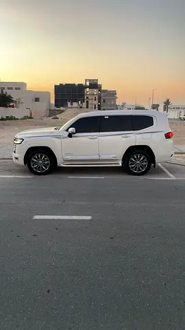 لاند كروزر 2024 VXR توين تيربو مخمل ضمان الوكاله وتشييكات الوكاله